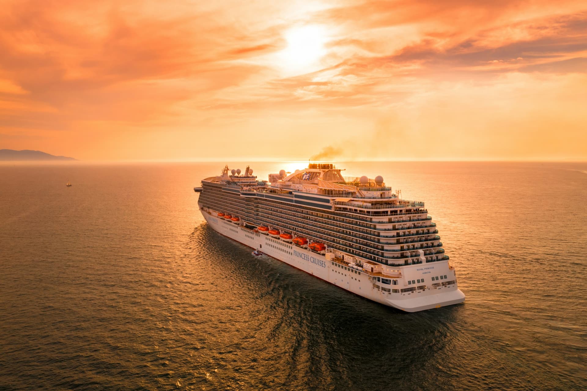 Private transfer available for other Italian ports